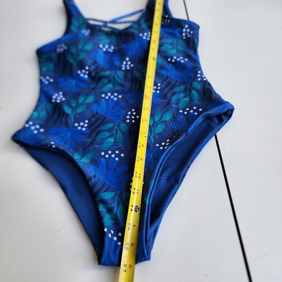 NWOT One Piece Swimsuit Navy Floral Scoop Neck Strappy Straps Lined Cups M - Picture 12 of 14